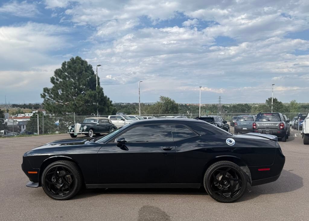 2021 Dodge Challenger GT photo 4