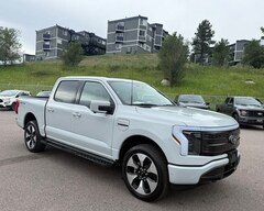 2023 Ford F-150 Lightning Platinum Truck