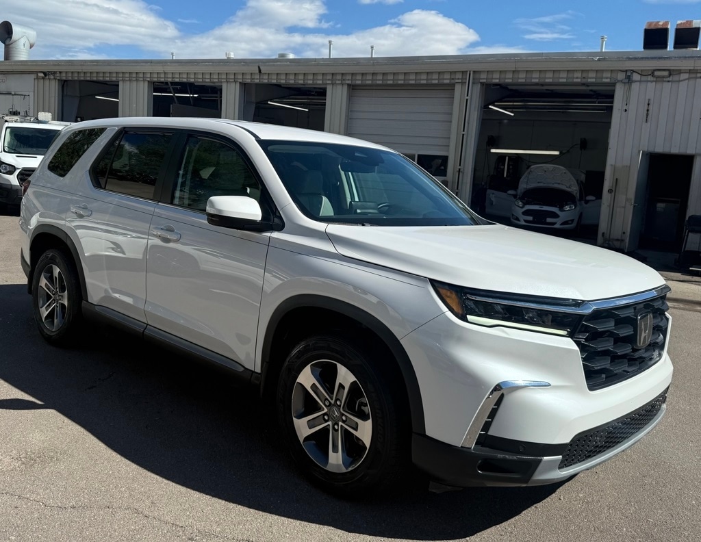 2025 Honda Pilot SUV 