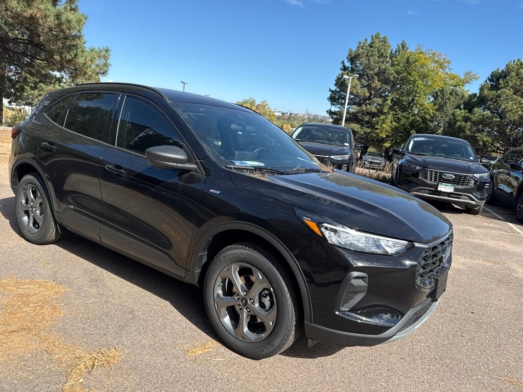 New 2026 Ford Escape ST-Line SUV