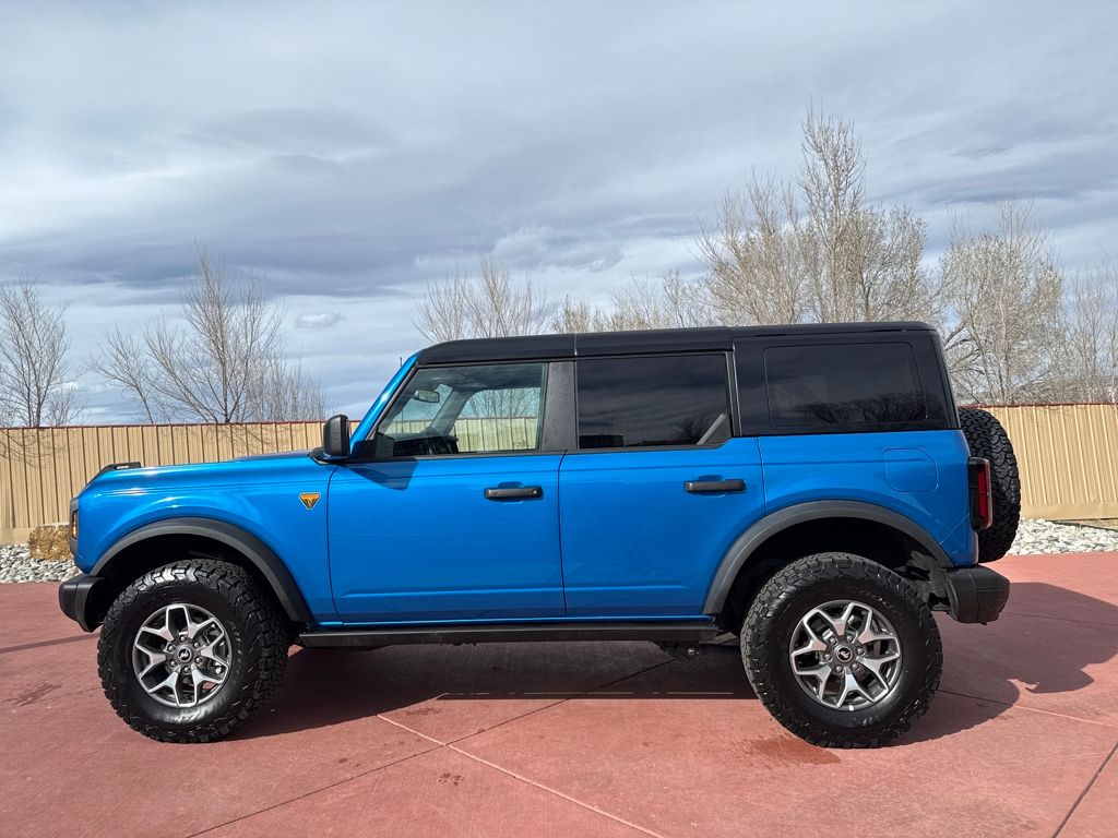 2025 Ford Bronco Badlands photo 4