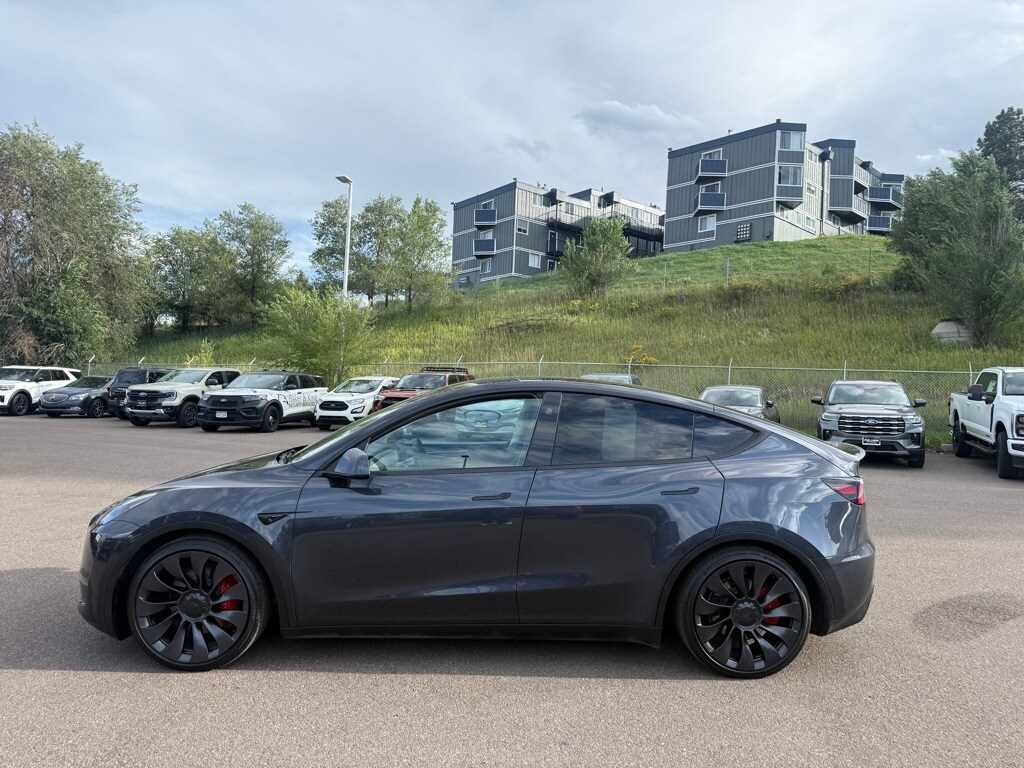 2024 Tesla Model Y Performance photo 4