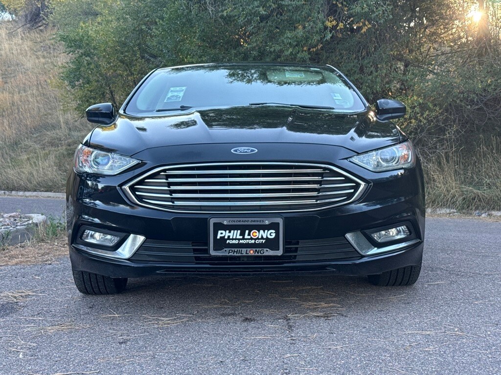 Used 2017 Ford Fusion SE Sedan