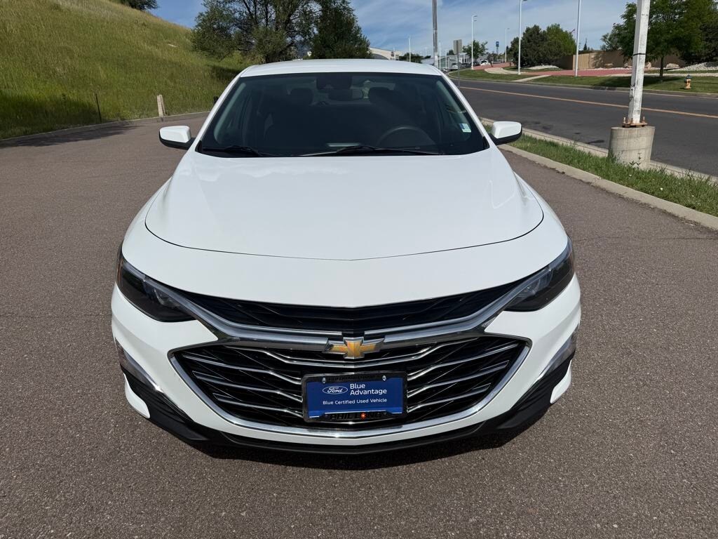 2020 Chevrolet Malibu LS photo 2