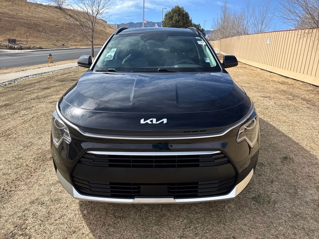 Used 2023 Kia Niro EX SUV