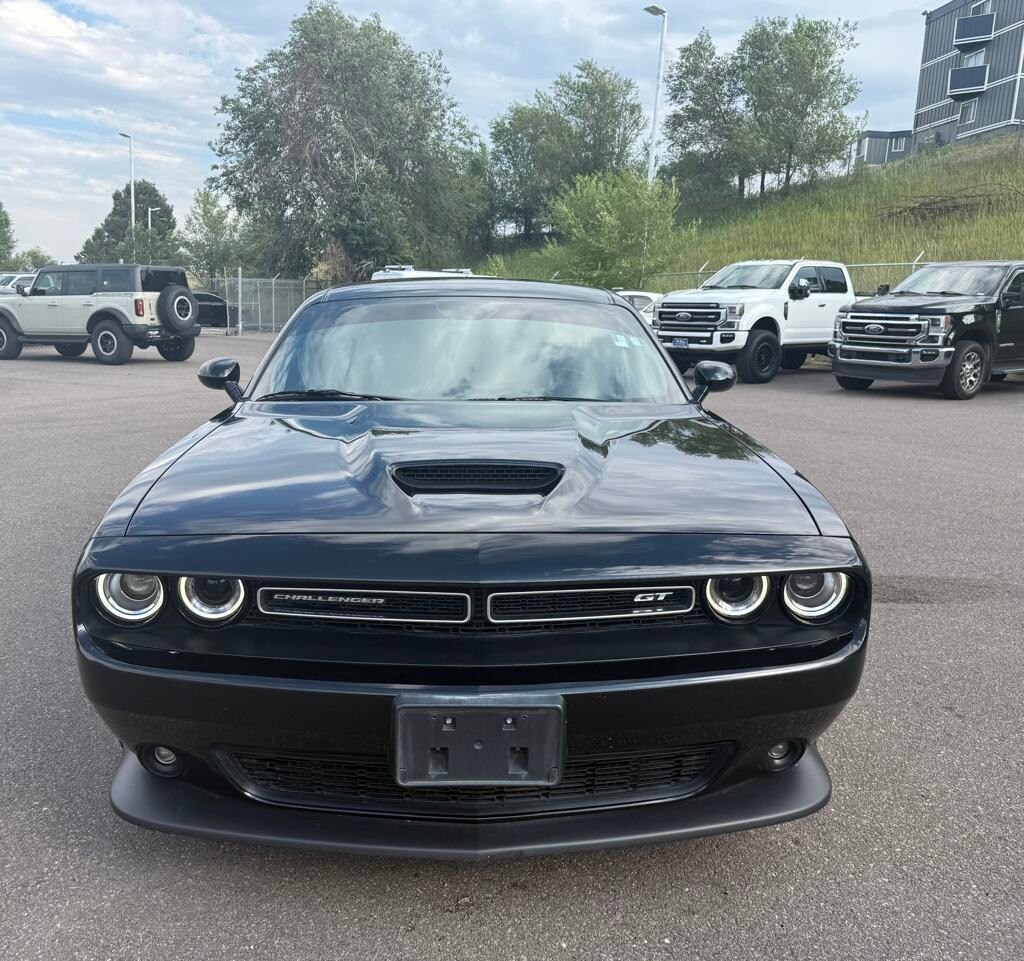 2021 Dodge Challenger GT photo 2