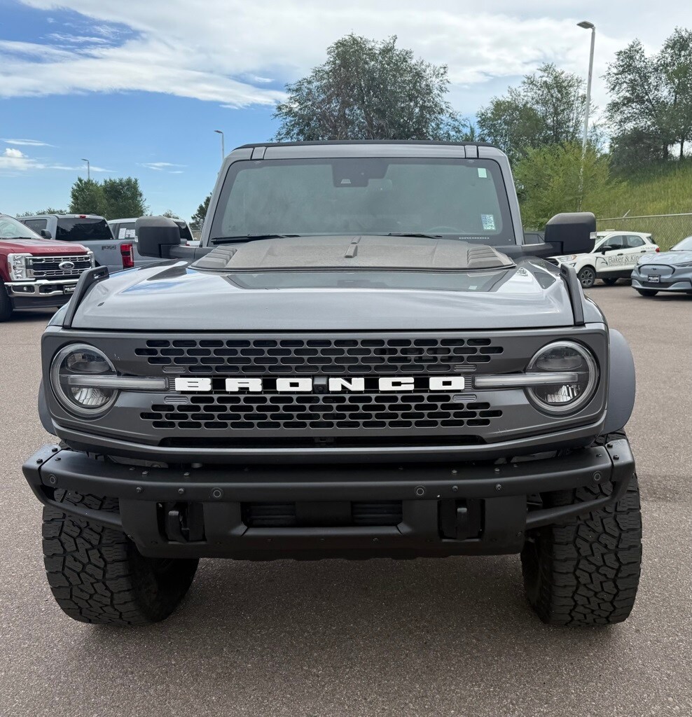 2021 Ford Bronco Badlands photo 2