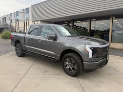 2023 Ford F-150 Lightning Lariat Truck