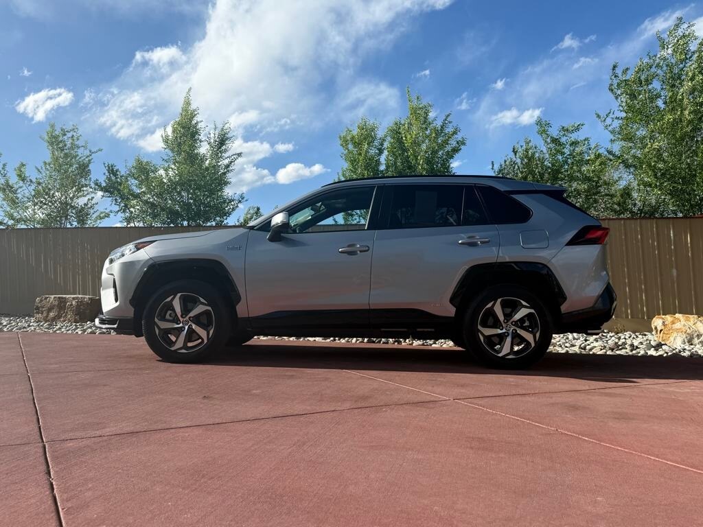 2021 Toyota RAV4 Prime XLE Premium photo 4