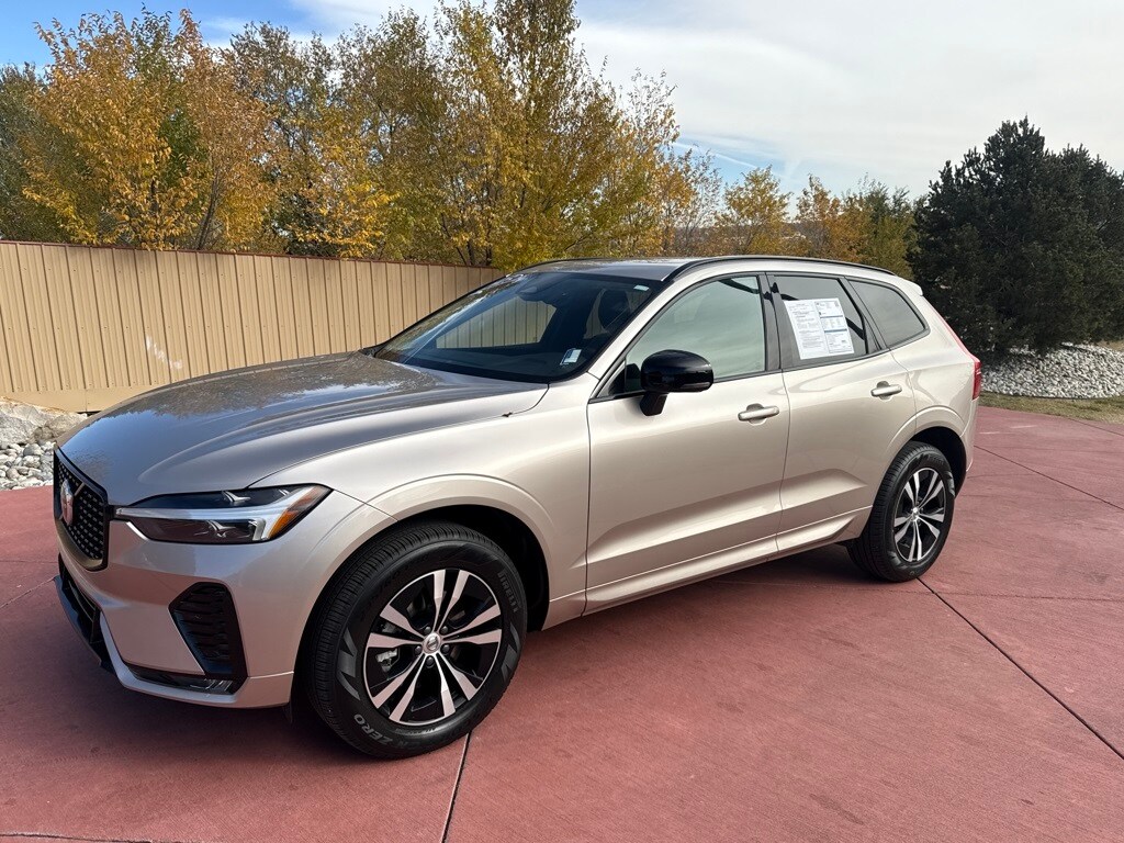 Certified 2025 Volvo XC60 B5 Core SUV