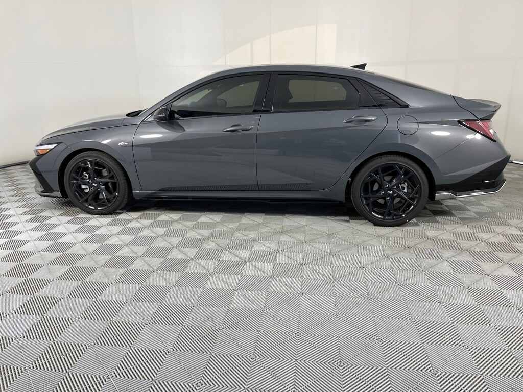 2025 Hyundai Elantra N Line photo 4