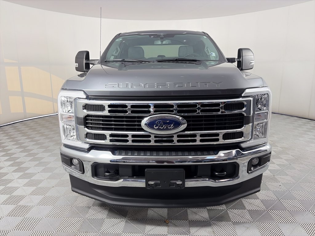 Used 2023 Ford F-350 XLT Truck Super Cab