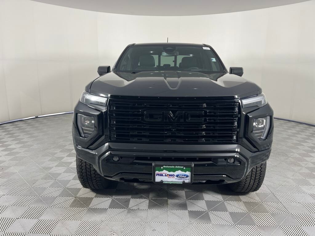 2023 Gmc Canyon Denali photo 2