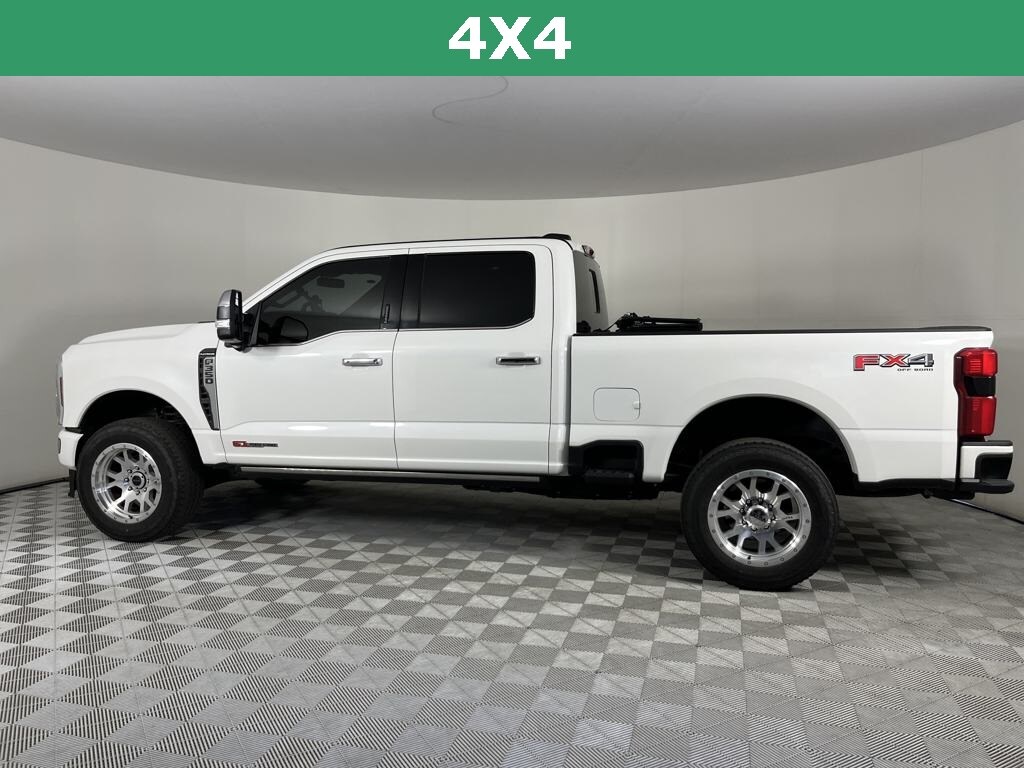 2024 Ford F-350 Platinum photo 4
