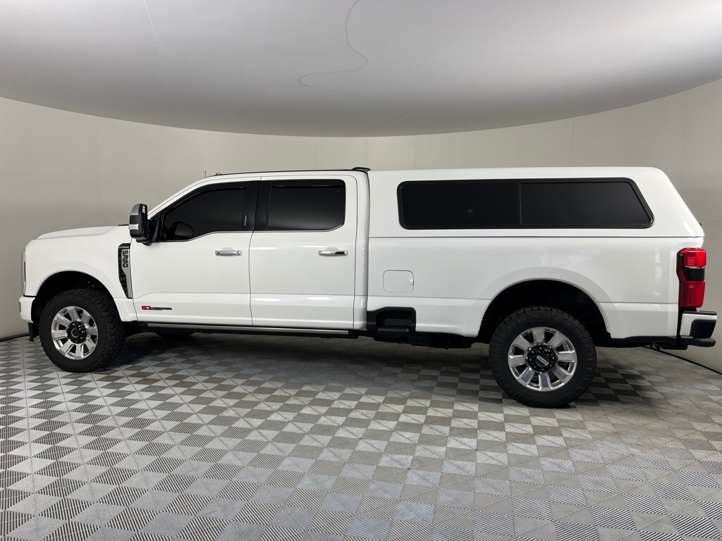 2024 Ford F-350 Platinum photo 4