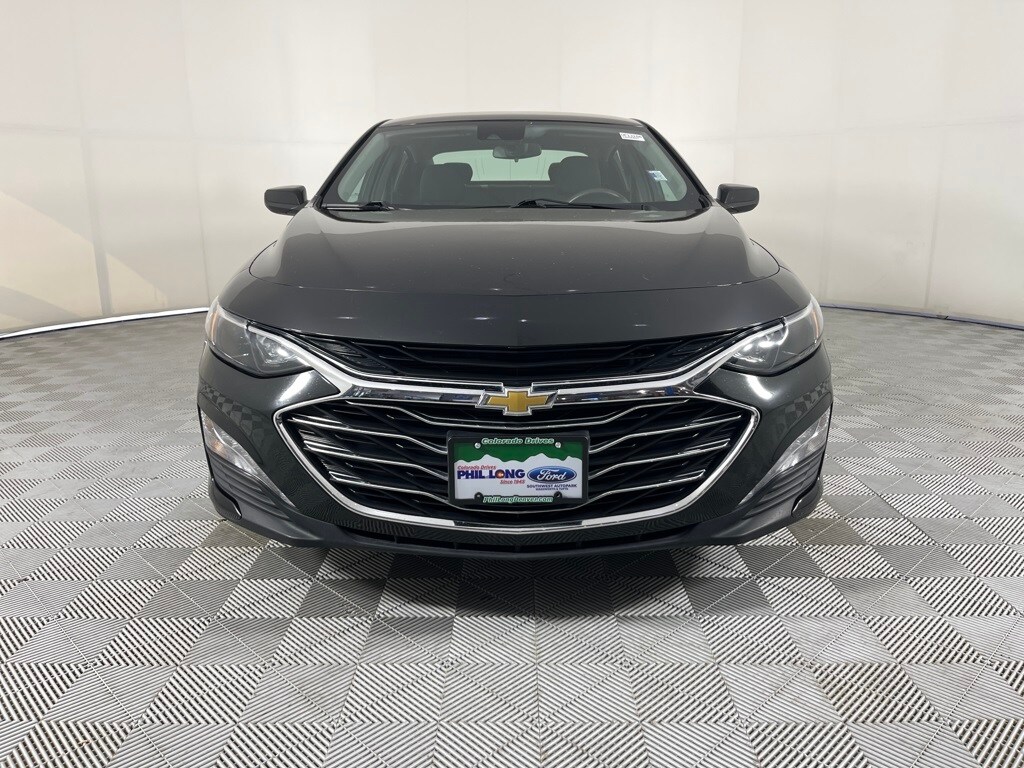 2023 Chevrolet Malibu 1LT photo 2