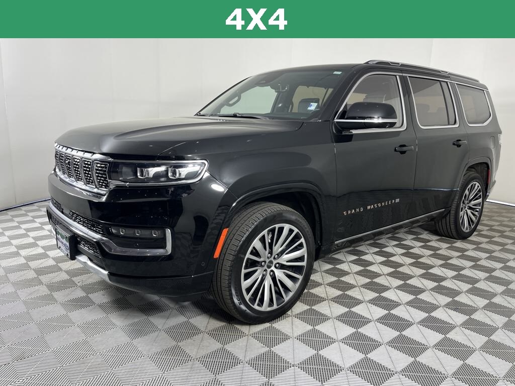 2023 Jeep Grand Wagoneer III photo 3