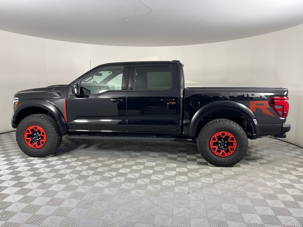 2025 Ford F-150 Raptor photo 4