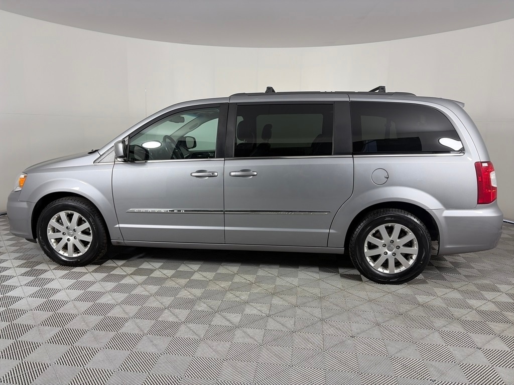 Used 2015 Chrysler Town & Country Touring Van