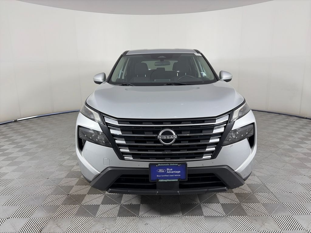 Used 2024 Nissan Rogue SV SUV