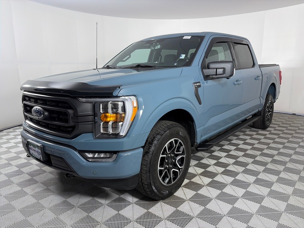 2023 Ford F-150 XLT photo 3