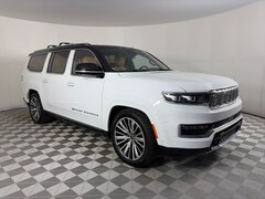 2023 Jeep Grand Wagoneer L Series III SUV