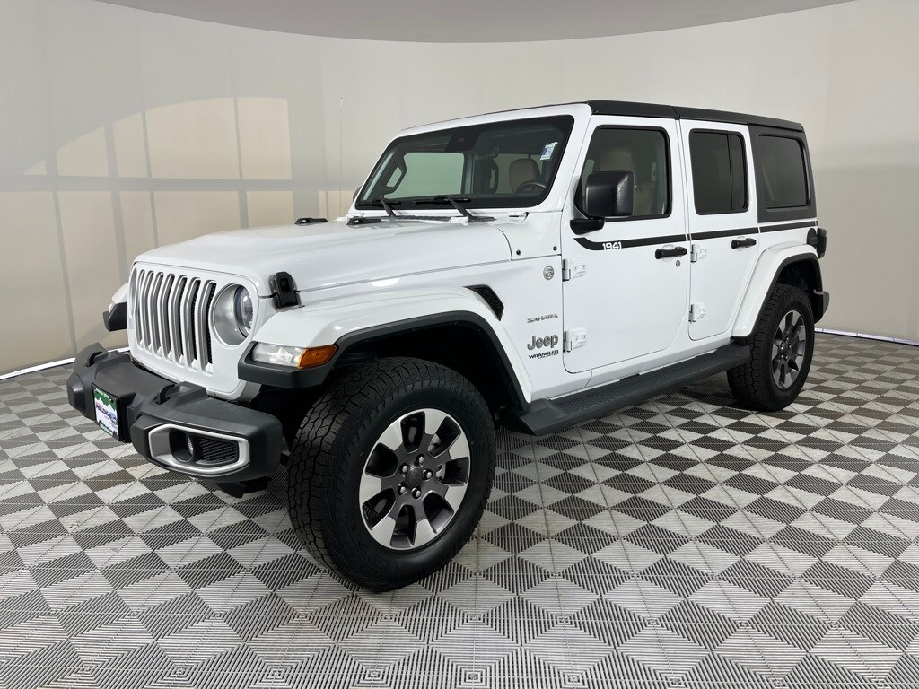 2021 Jeep Wrangler Unlimited Sahara photo 3