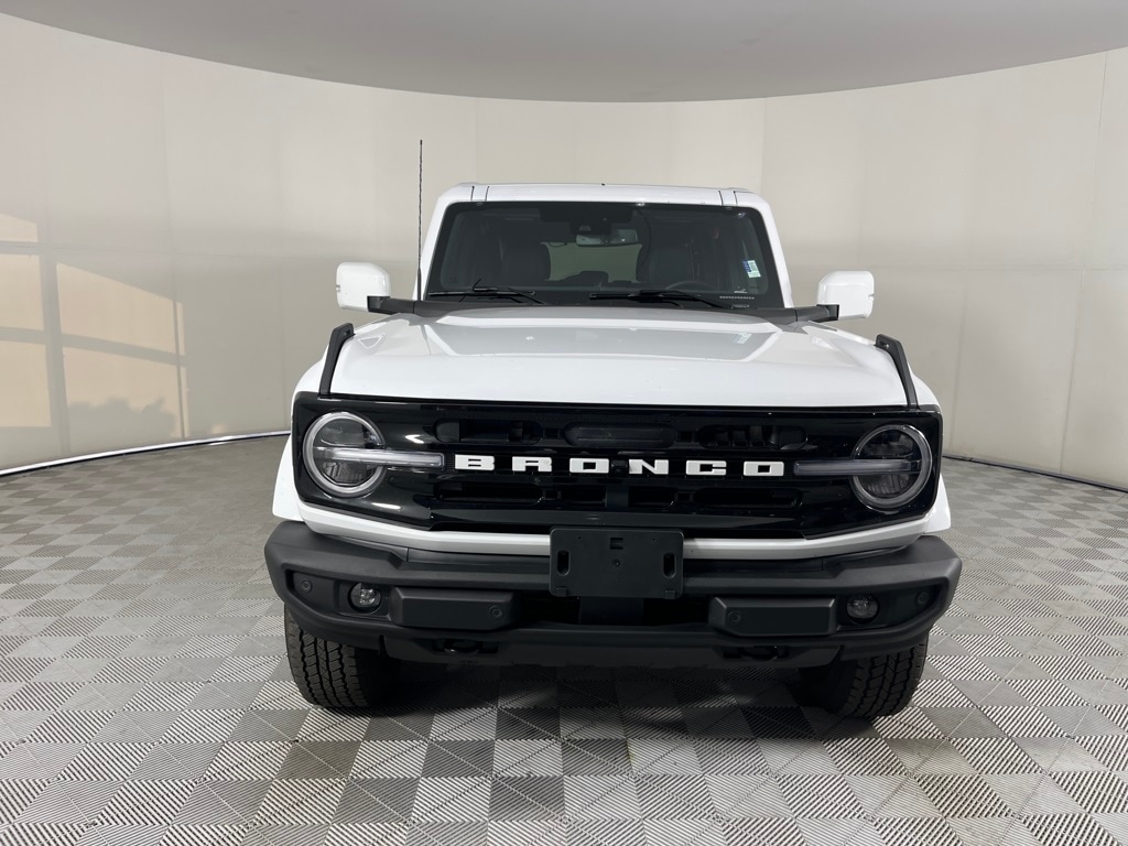 Certified 2025 Ford Bronco Outer Banks SUV