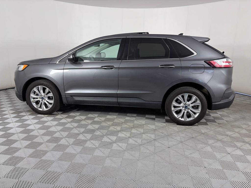 Used 2022 Ford Edge Titanium SUV