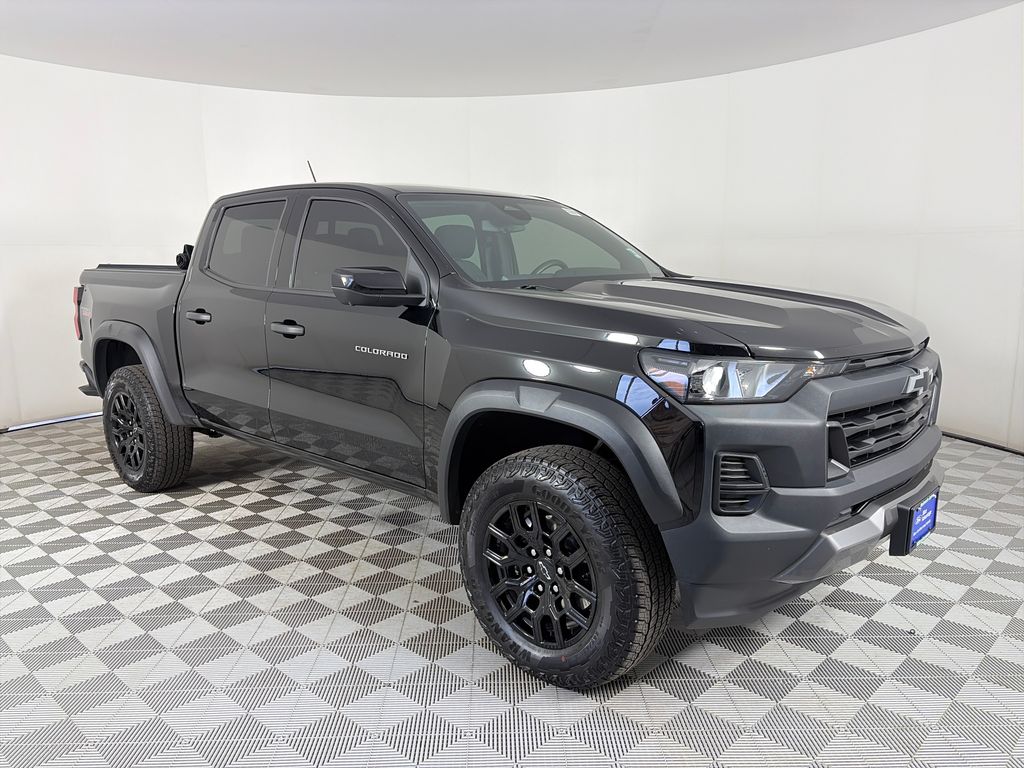 2024 Chevrolet Colorado Truck Crew Cab 