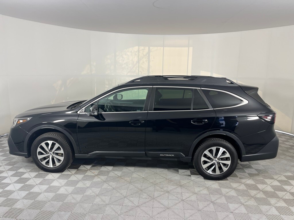 2022 Subaru Outback Premium photo 4