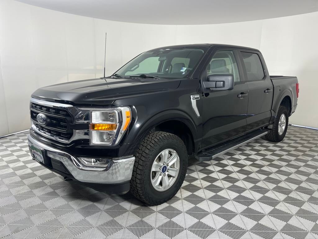 2022 Ford F-150 XLT photo 3