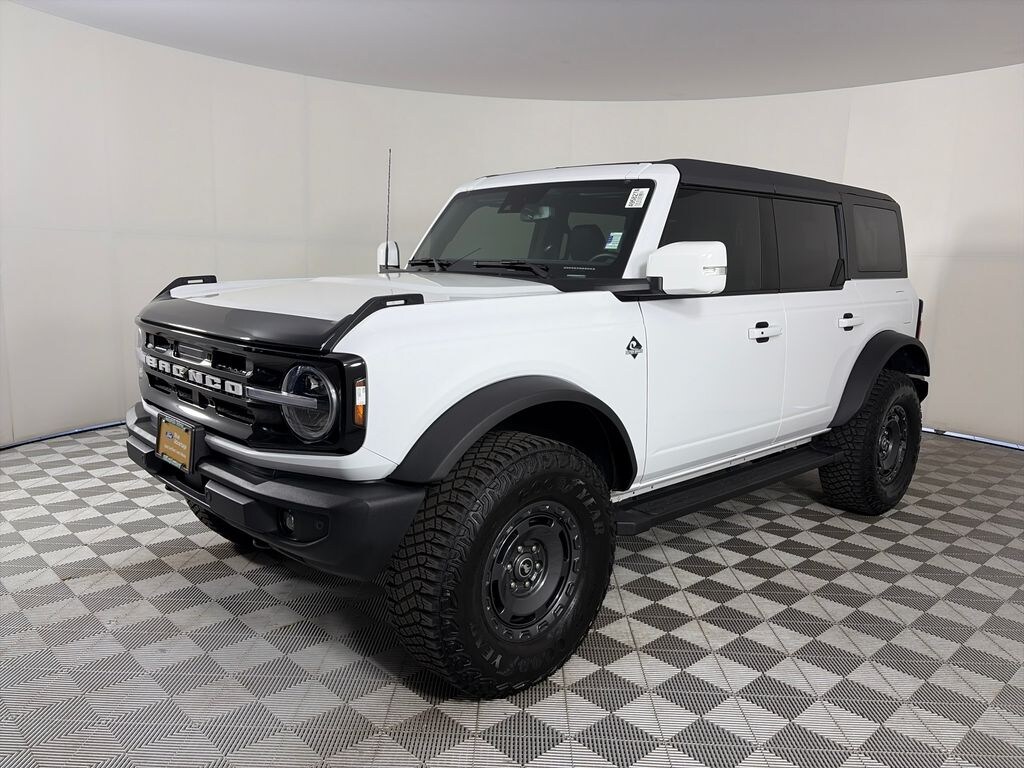 Certified 2024 Ford Bronco Outer Banks SUV