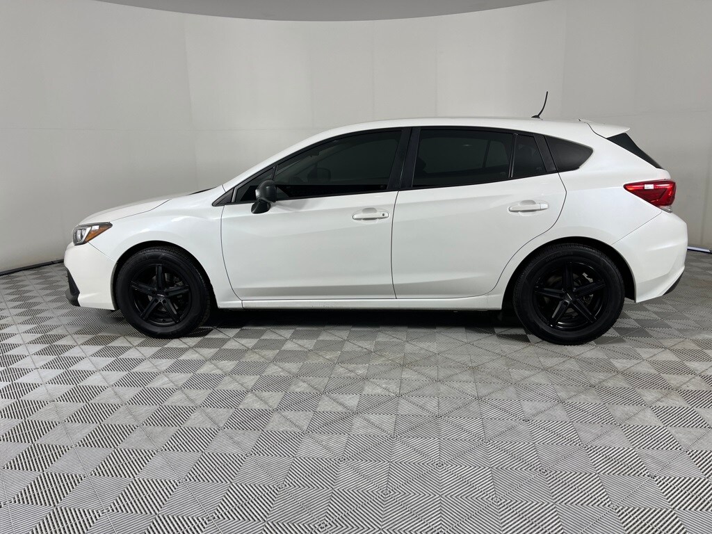 2021 Subaru Impreza Base photo 3