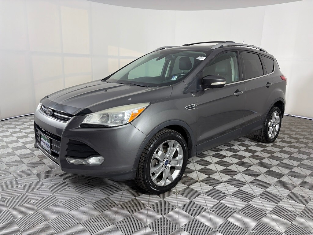 2014 Ford Escape Titanium photo 2