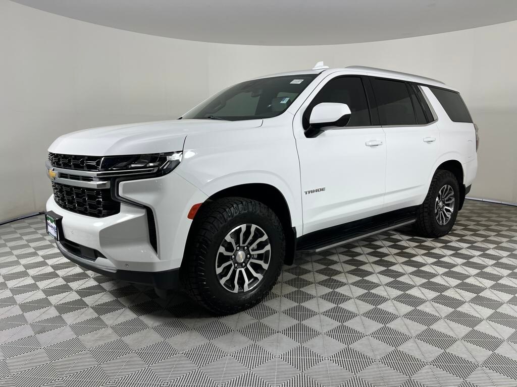 2021 Chevrolet Tahoe LS photo 3