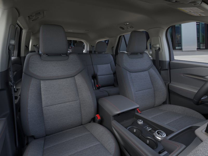 2025 Ford Explorer Active - Photo 11