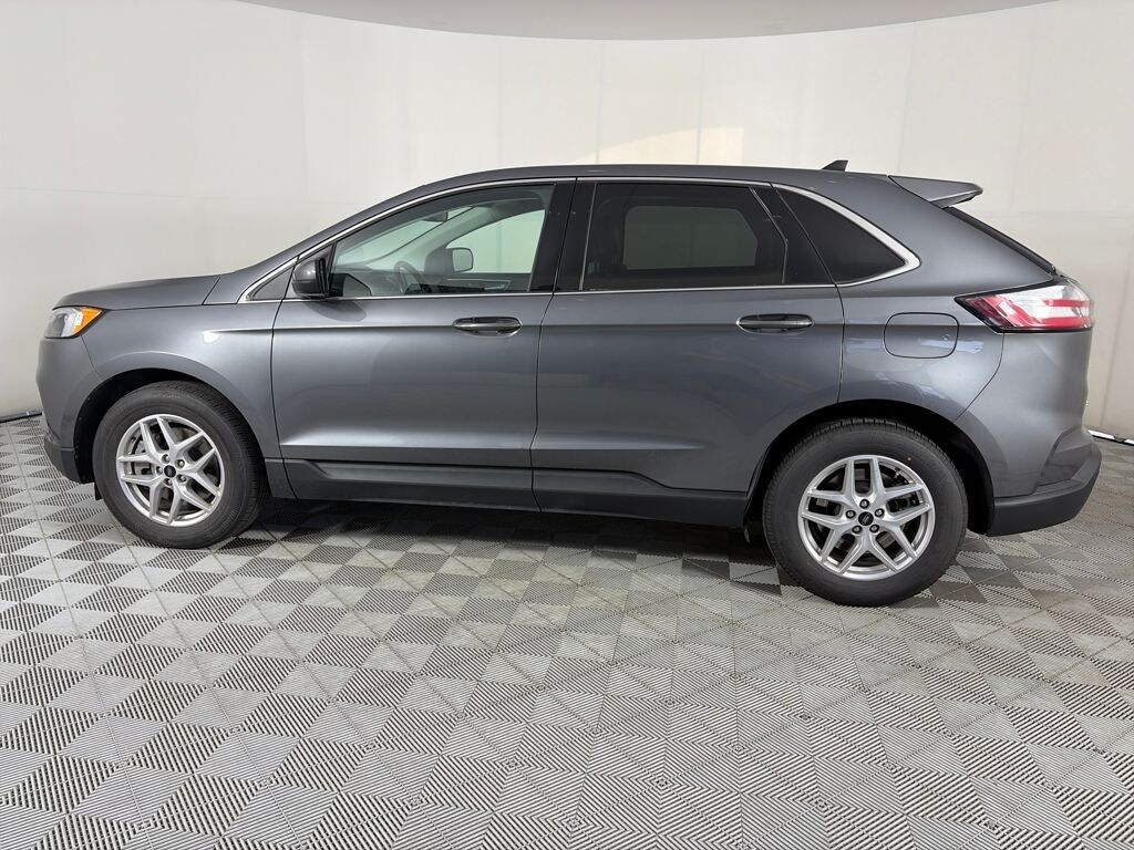 Used 2024 Ford Edge SEL SUV