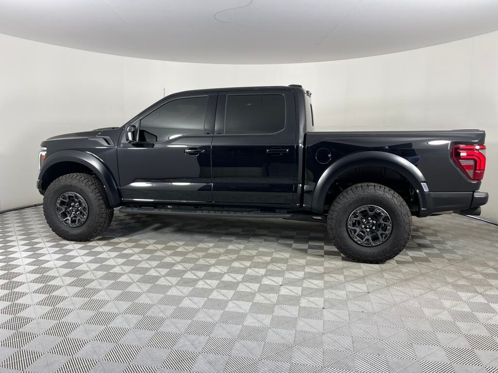 2025 Ford F-150 Raptor photo 4