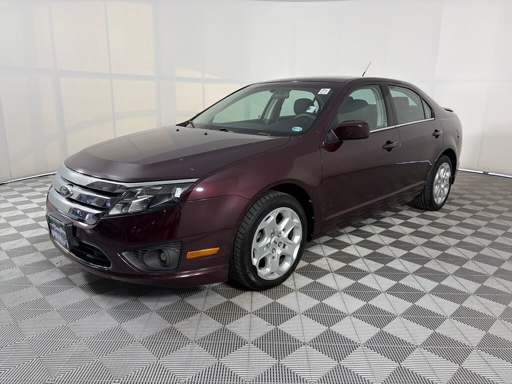 Used 2011 Ford Fusion SE Sedan