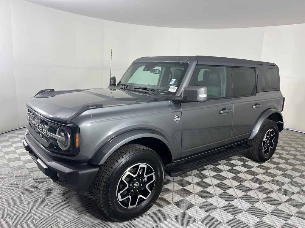 Certified 2024 Ford Bronco Outer Banks SUV