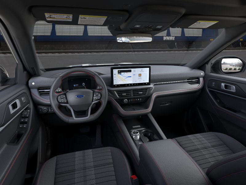 2025 Ford Explorer ST-Line - Photo 10