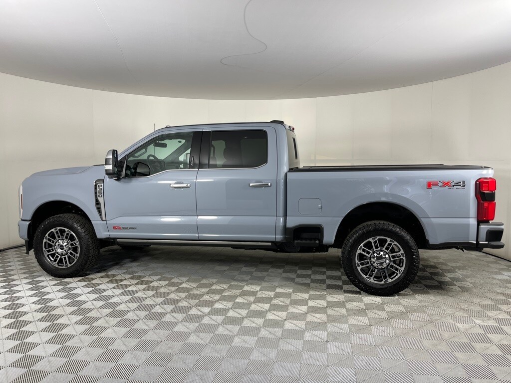 2024 Ford F-350 Limited photo 4