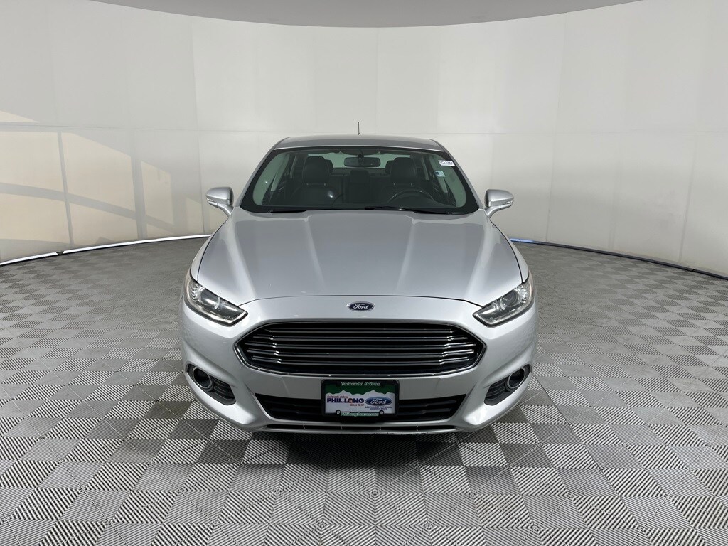 Used 2016 Ford Fusion SE Sedan