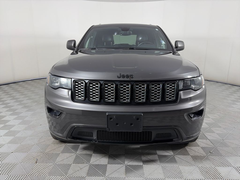 Used 2018 Jeep Grand Cherokee Altitude SUV