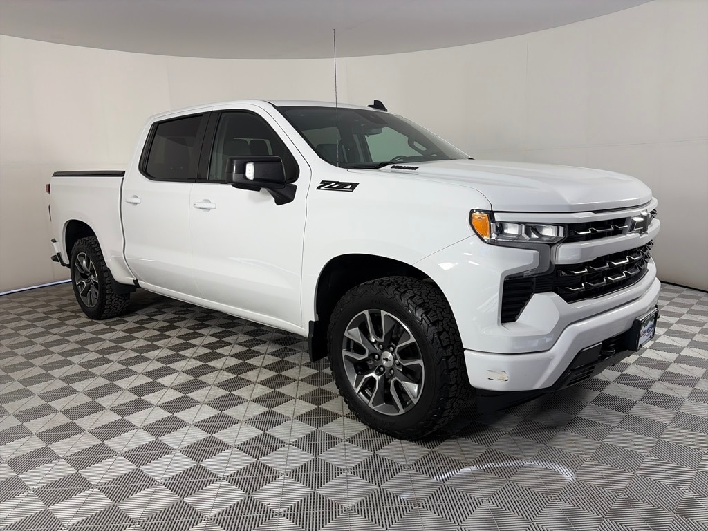 2023 Chevrolet Silverado 1500 Truck Crew Cab 