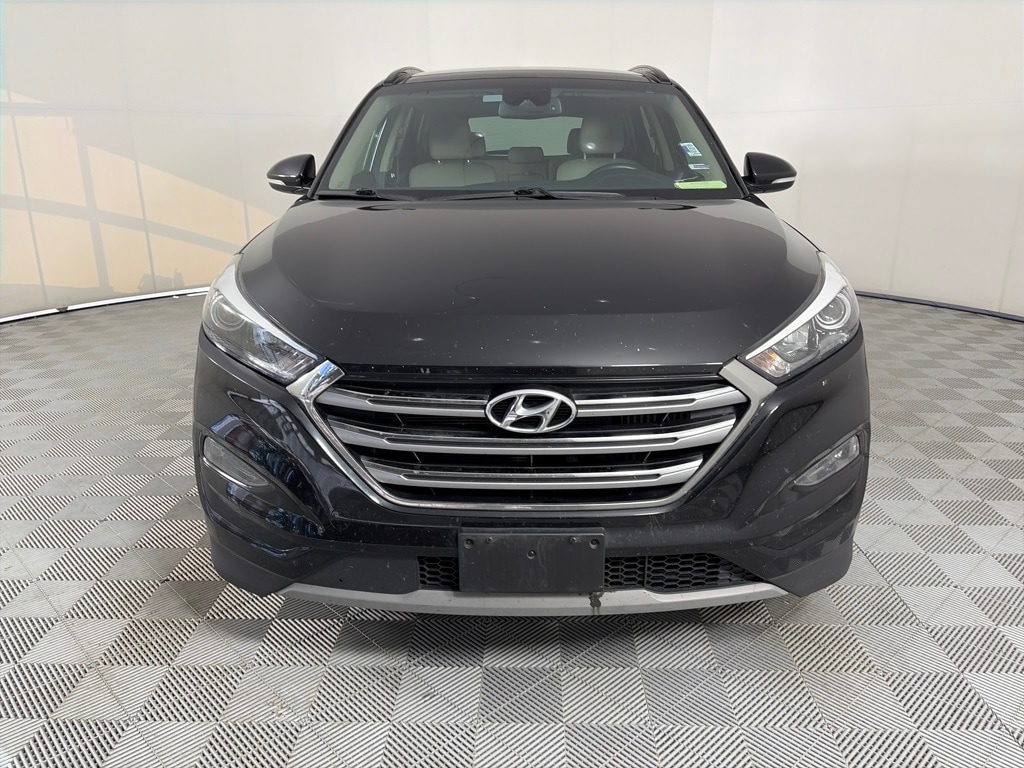 2017 Hyundai Tucson Limited photo 2