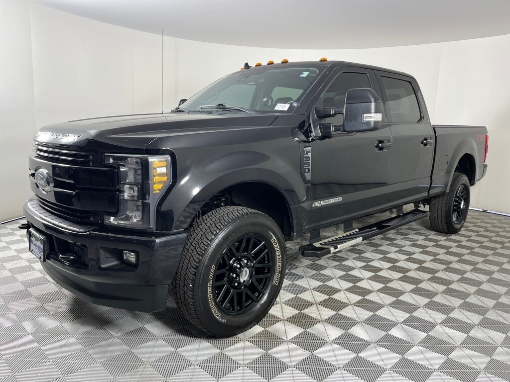 2019 Ford F-350 Lariat photo 3