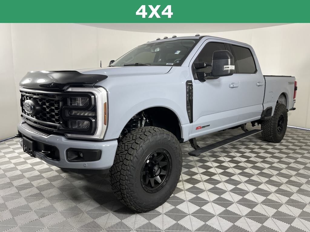 2024 Ford F-350 Lariat photo 3