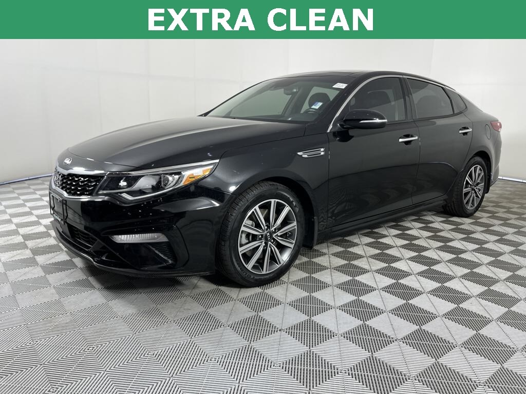 2019 Kia Optima EX photo 3